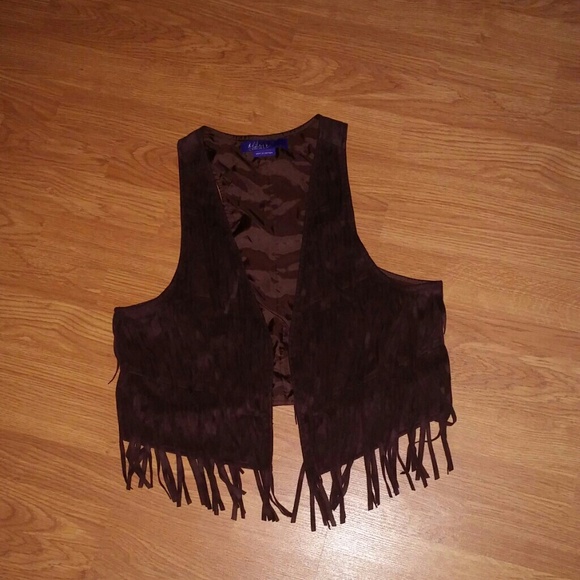 So cute fringe vest!