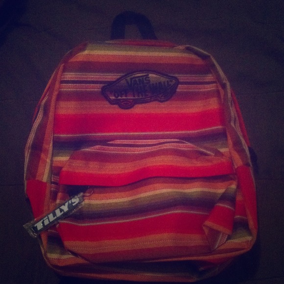 Brand news VANS backpack bought from tillys