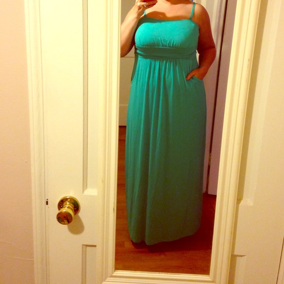 Turquoise maxi NWOT