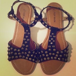 SOLD @ CROSSROADS TRADING CO.