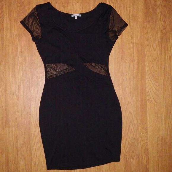 *?PRICE DROP!?*Little black dress!