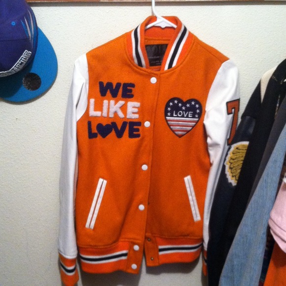 Letterman jacket - Picture 2 of 2