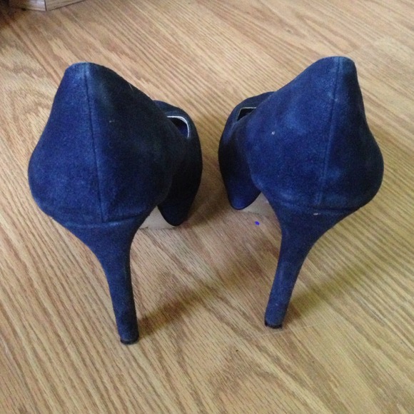 Blue Suede Peep Toe Pumps - Picture 3 of 3