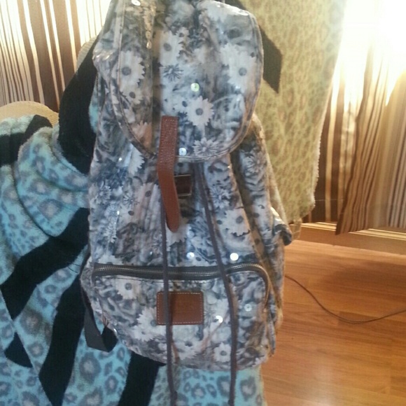 Flower bling victoria secret pink backpack!