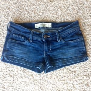 Abercrombie & Fitch❗️SELLING ON VINTED FOR LESS❗️