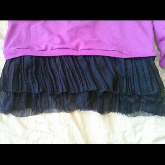 Sweater - Picture 2 of 3