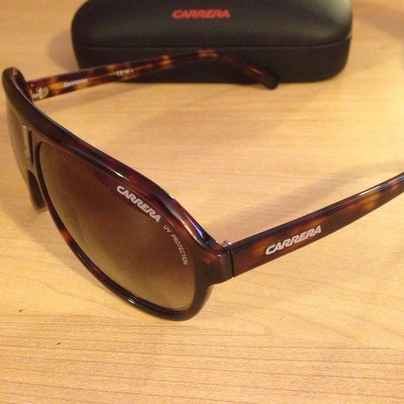 NEW Carrera Tortoise Aviators - Picture 2 of 3