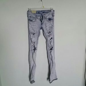 Destroyed semi flare jeans
