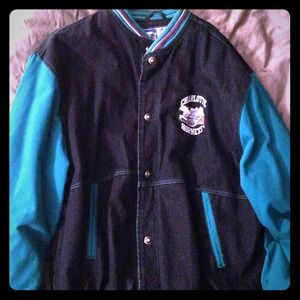 *RARE* Vintage 1990's Charlotte Hornets Starter