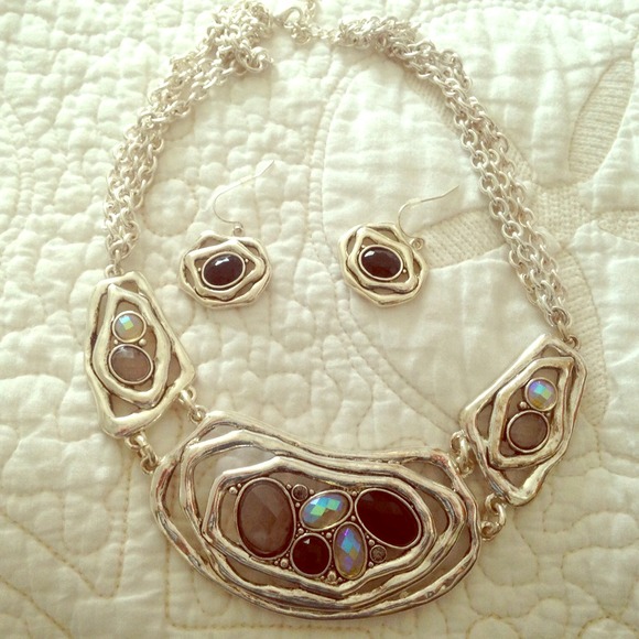Beautiful Costume Egyptian Jewelry Set