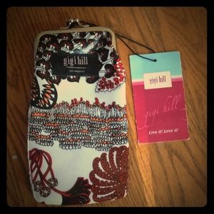 Gigi hill case. You can store personal toiletries