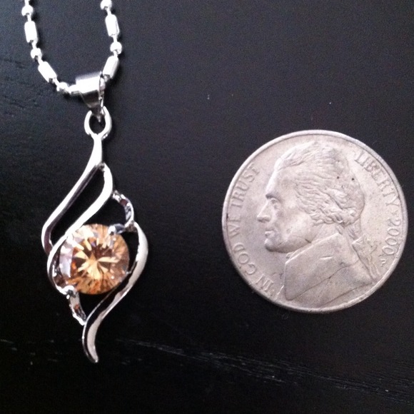 Pendant - Picture 2 of 4