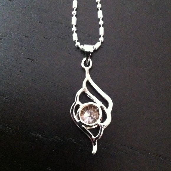 Pendant - Picture 3 of 4