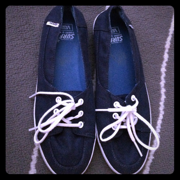 Vans surf siders