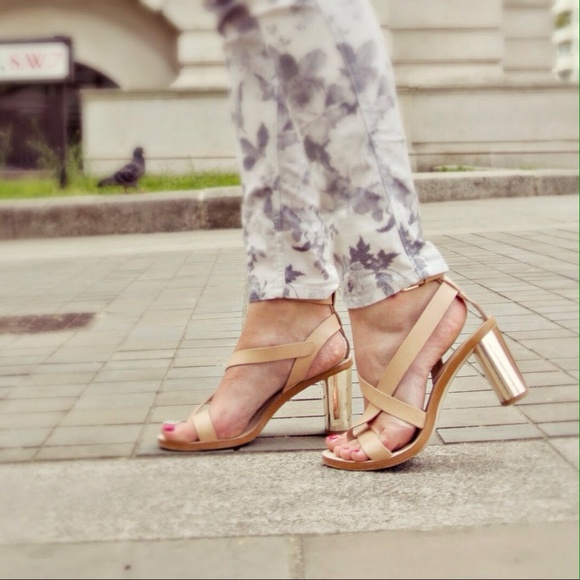 Zara Shoes - Zara Nude Pink Shiny Leather High Heel Sandals