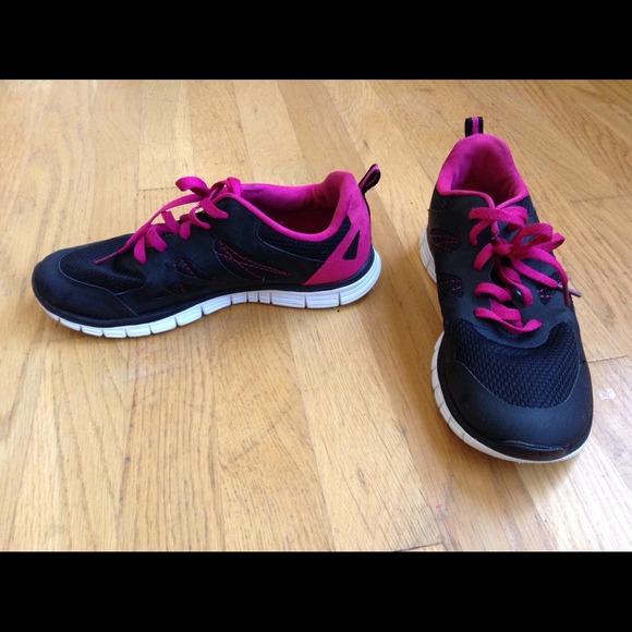Danskin Shoes - 👟DANSKIN NOW Sneakers, Sz 7