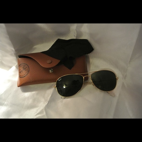 ‼️Flash Sale‼️ Ray-Ban Aviator sunglasses