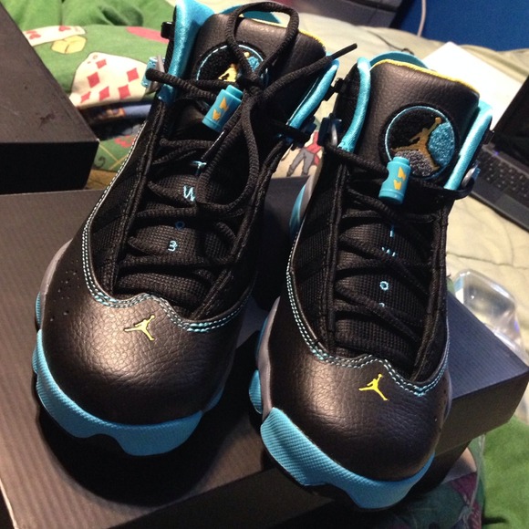 Jordan 6 rings Black & Blue!