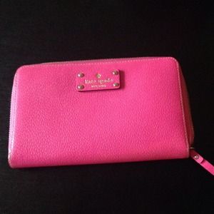 Kate Spade Travel Wallet