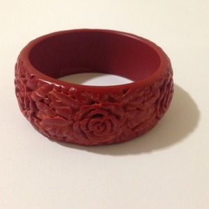 Flower Engraved Bangle