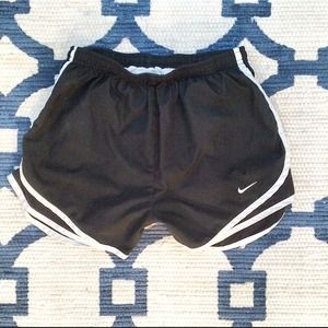 ✔️Nike Dri-Fit running shorts