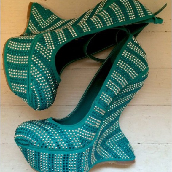 Dollhouse Shoes - Women's Teal size 8 Dollhouse Shoes