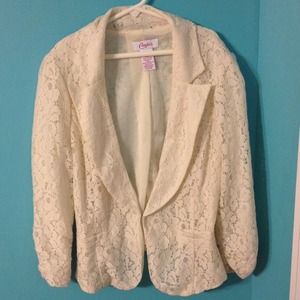 Cream Lace 3/4 Length Blazer