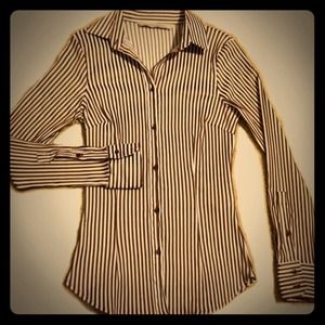 Price ✂️ Zara Basic Long-Sleeve Collar Shirt