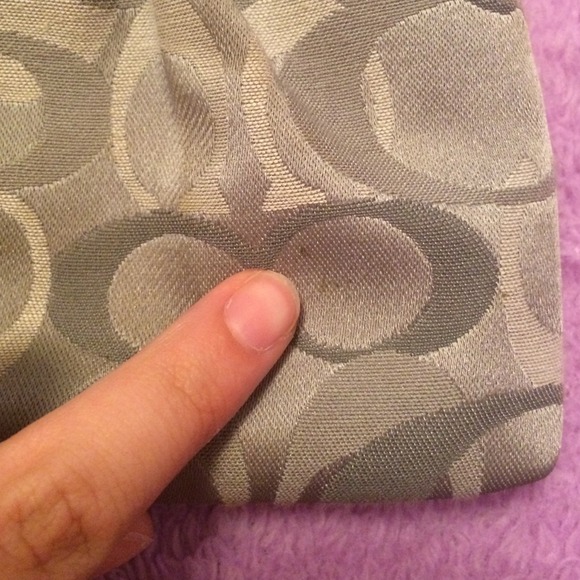 Silver/gray Wristlet - Picture 2 of 2