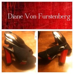 Size 8 Diane Von Furstenberg Marlene Suede heels