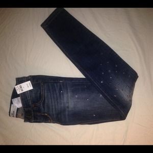 Never worn Hollister skinny jeans