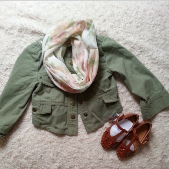 Infinity Scarf - Picture 1 of 1