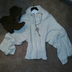 Oversized sweater. A fall staple!