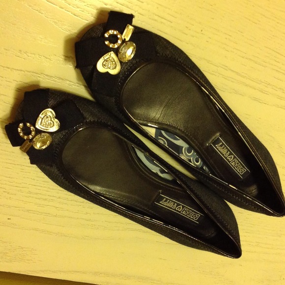 Coach Shoes - PRICE DROP !!! COACH ❤️POPPY