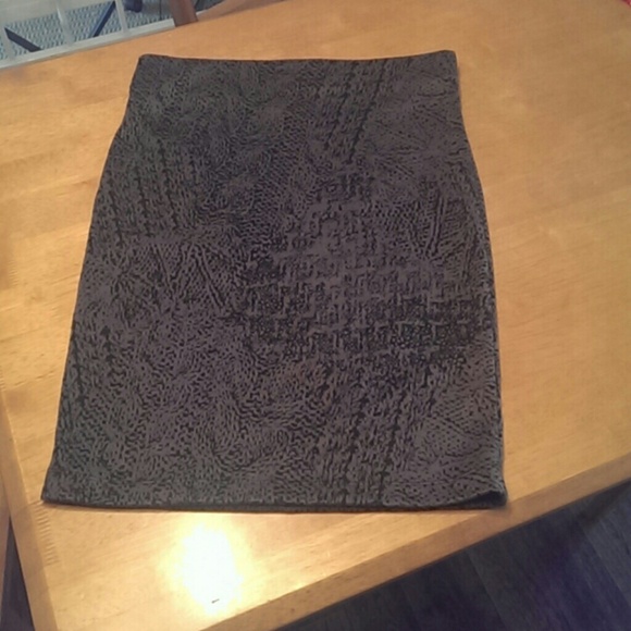 Printed Pencil Skirt