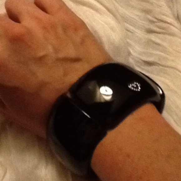 FREE SHIPPING-Stella & Dot chunky bangle - Picture 2 of 2