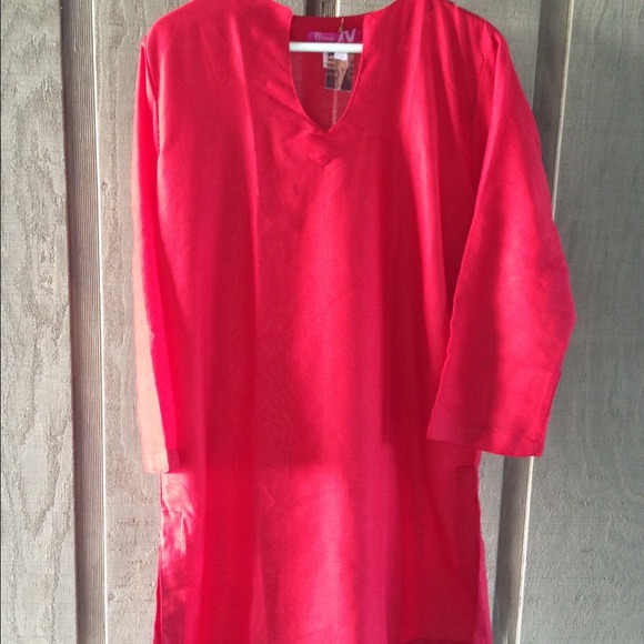 Beautiful TUNIC in hand loomed fabric. CORAL - Picture 1 of 2