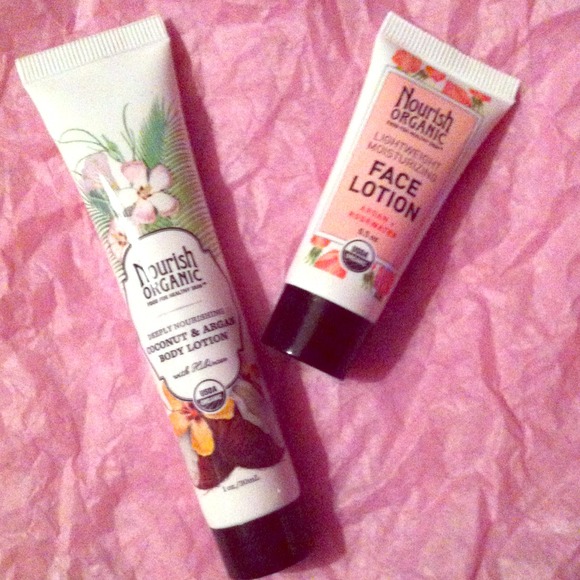 Nourish Organic Set Body & Face Lotion