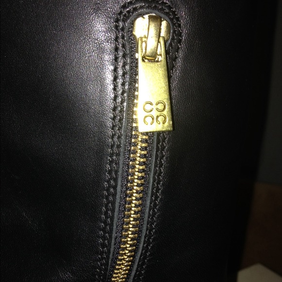 🚫TRADED🚫Coach Black leather boots.💯% Authentic - Picture 3 of 4