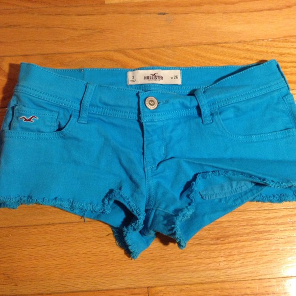 Hollister shorts!