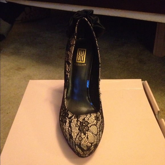 Shoes - Picture 3 of 3