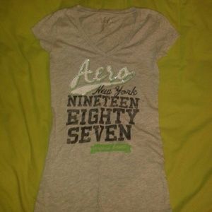 Aero V-neck