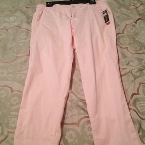 ✂️️PRICE CUT✂️Pastel Pink Crop Pants