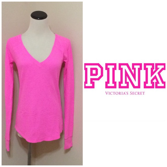 PINK Victoria's Secret Tops - NEW VS Pink V neck long sleeve lounge top. SizeM.