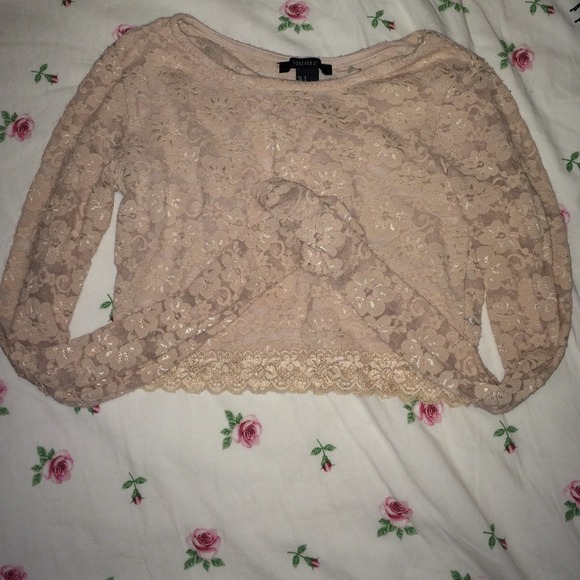 ❗️SALE❗️Forever 21 Lace Pink Crop Top - Picture 2 of 2