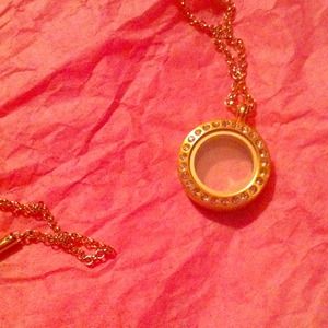 Origami Owl Mini Locket With Crystals