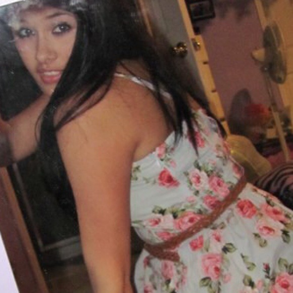 ❗️SOLD❗️Forever 21 Floral Dress - Picture 2 of 4