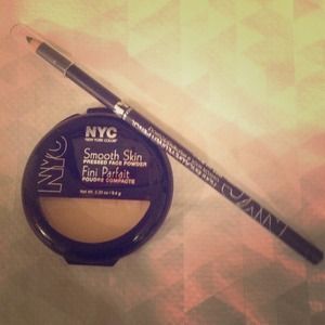 Combo DEAL! 💁💖 NYC Pressed Powder + NYC Eyeliner