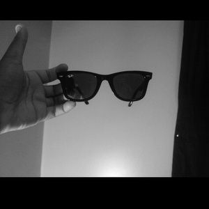 Sold!!!! Mint condition ray bans
