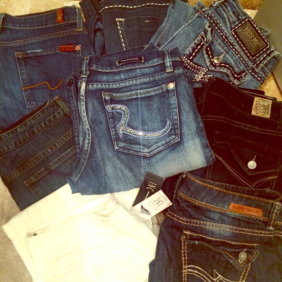 👖 NEW ITEMS POSTED!!! COME TAKE A LOOK!!